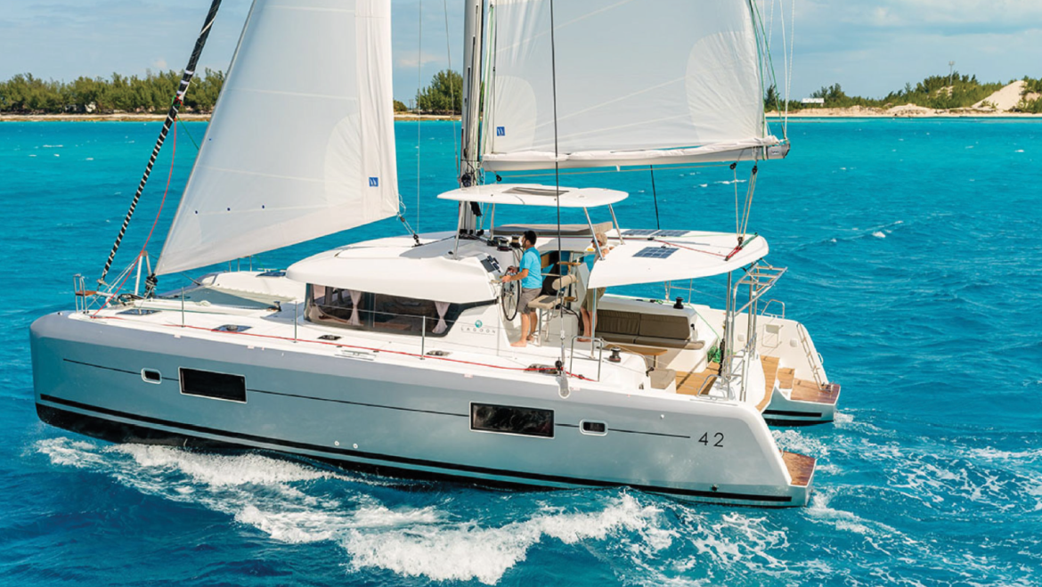 LAGOON 42 Premium                                                                              (new 2019)